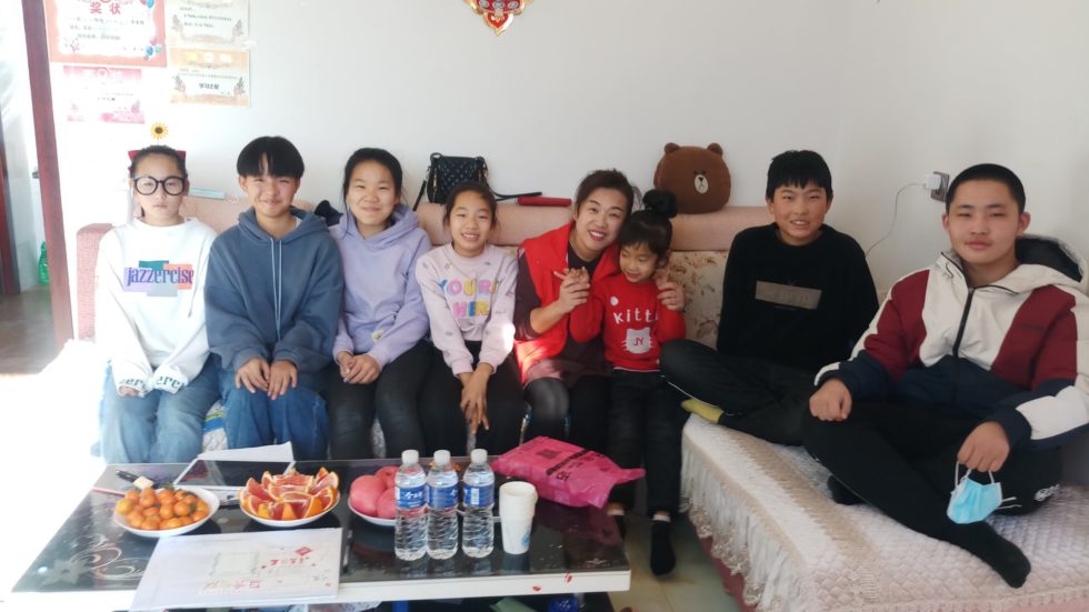 Children in Holt programs celebrate New Year's Eve with local volunteers. 