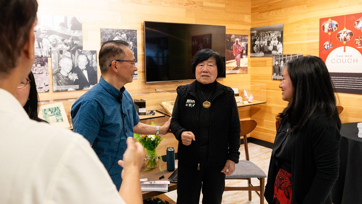 Members of the Holt community mingle with author David Pearman.