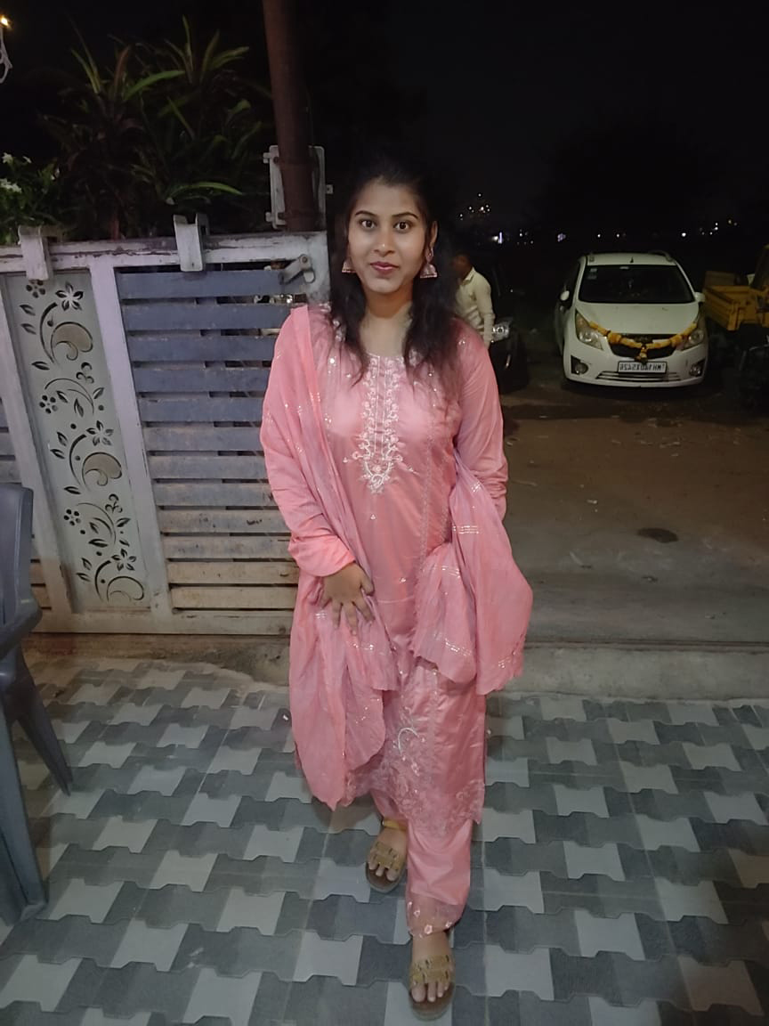 Woman who graduated from educational sponsorship in India